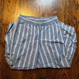 Old Navy Blue High-Rise pants